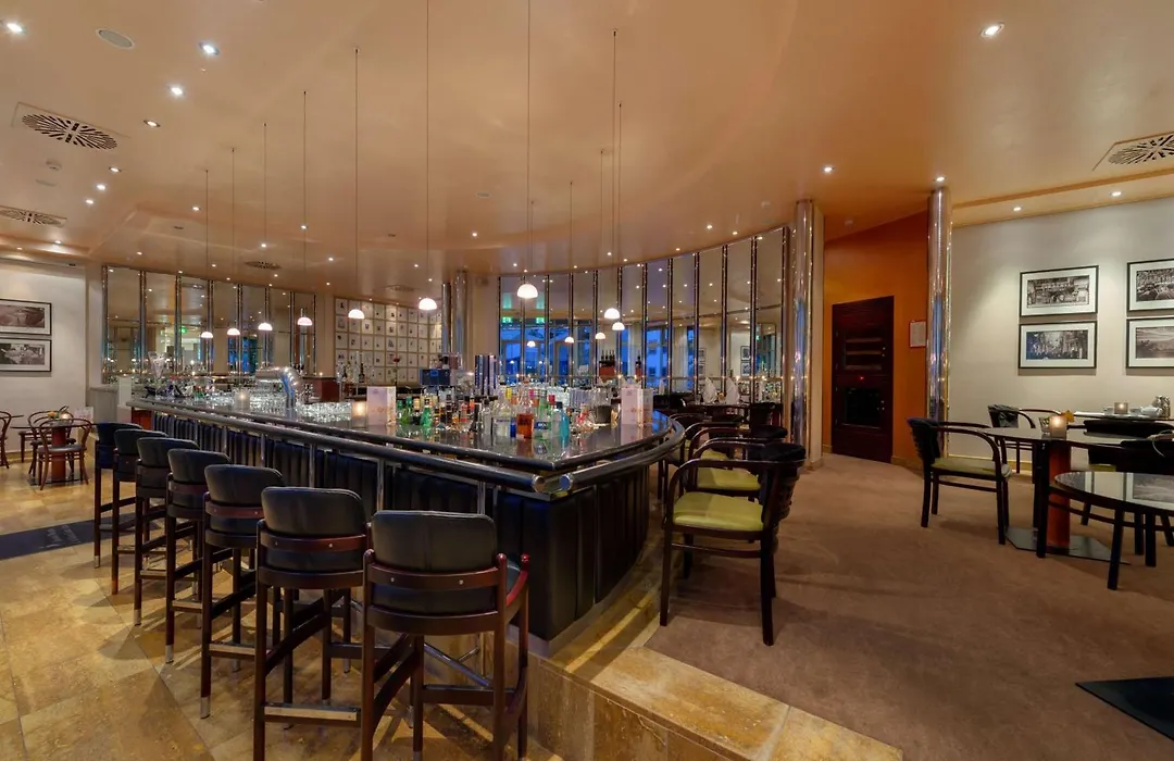 First Inn Hotel Zwickau-1